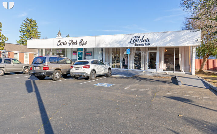Pictures of Retail property located at 3639 Franklin Blvd, Sacramento, CA 95818 for sales - image #1