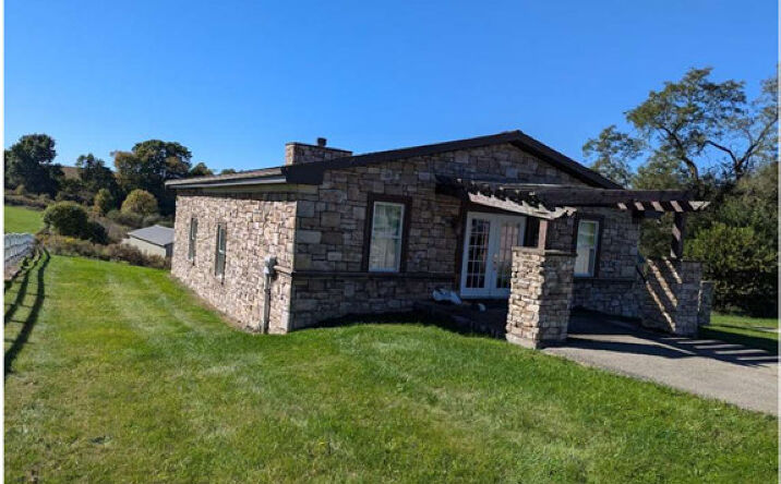 Pictures of Retail, Office property located at 1640 Perry Hwy, Portersville, PA 16051 for sales - image #1