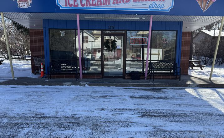 Pictures of Retail property located at 1319 Birch St, Eau Claire, WI 54703 for sales - image #1