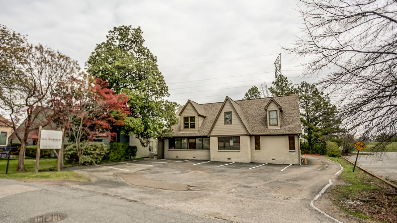 Pictures of Office, Retail property located at 1086 W Rex Rd, Memphis, TN 38119 for sales - image #1