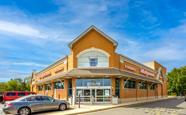 Pictures of Retail property located at 2546 Hooper Ave, Brick Township, NJ 08723 for sales - image #1