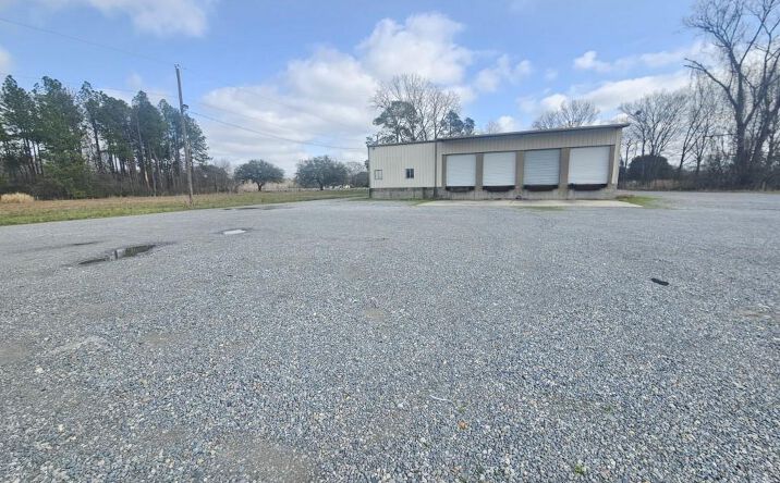 Pictures of Industrial property located at 5651 HIGHWAY 165, Monroe, LA 71202 for sales - image #1