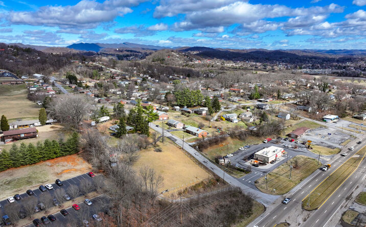 Pictures of Land property located at 606 Hollis St, Kingsport, TN 37660 for sales - image #1