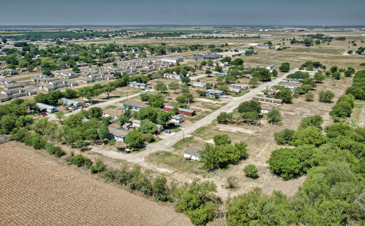 Pictures of Mobile Home Park, Multifamily property located at 2300 Cedar St, Hondo, TX 78861 for sales - image #1