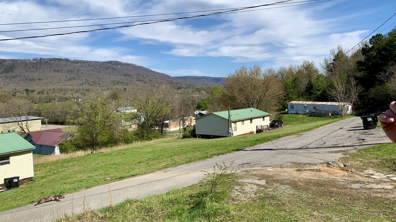 Pictures of Mobile Home Park property located at 39 Bruce Green Rd, Dunlap, TN 37327 for sales - image #1