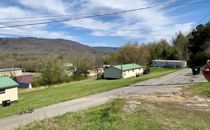 Pictures of Mobile Home Park property located at 39 Bruce Green Rd, Dunlap, TN 37327 for sales - image #1