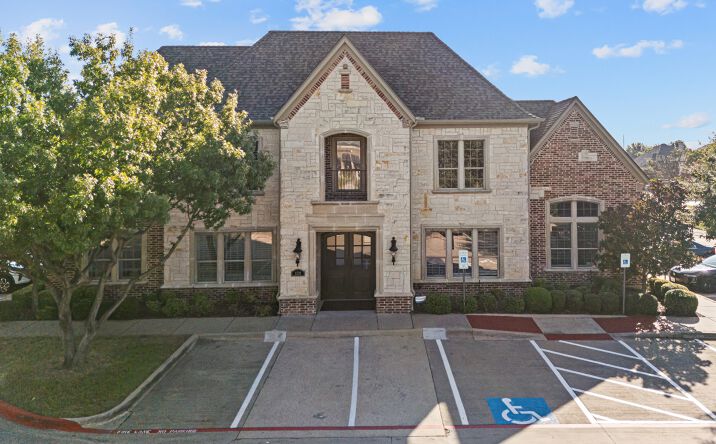 Pictures of Office property located at 1220 Alma Dr, Allen, TX 75013 for sales - image #1
