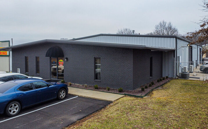 Pictures of Industrial, Mixed Use, Office property located at 3510 Park Ave, Paducah, KY 42001 for sales - image #1