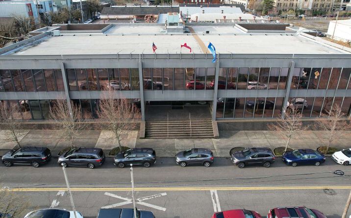 Pictures of Office property located at 2141 NW 25th Ave, Portland, OR 97210 for sales - image #1