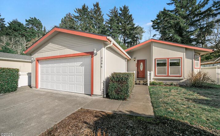 Pictures of Multifamily property located at 4396 SE Heron Loop, Lincoln City, OR 97367 for sales - image #1