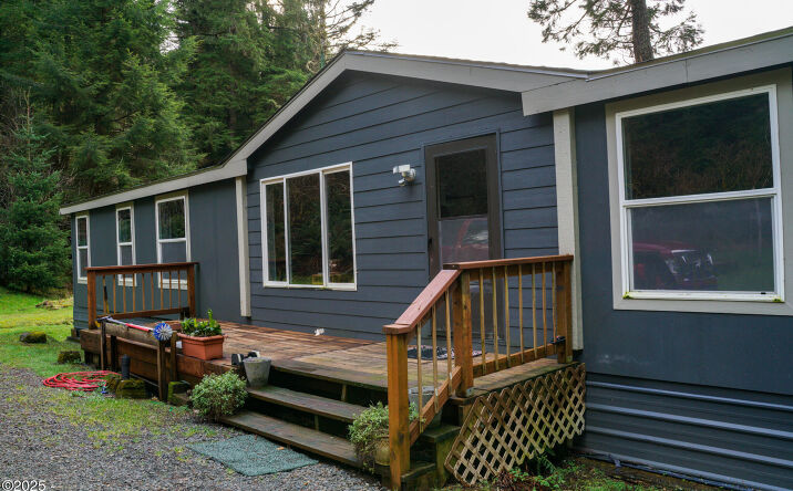 Pictures of Multifamily property located at 1047 S Anderson Creek Road, Lincoln City, OR 97367 for sales - image #1