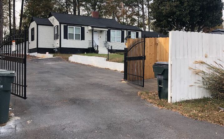 Pictures of Hospitality, Multifamily, Senior Living property located at 340 Lockheed Ave SE, Marietta, GA 30060 for sales - image #1