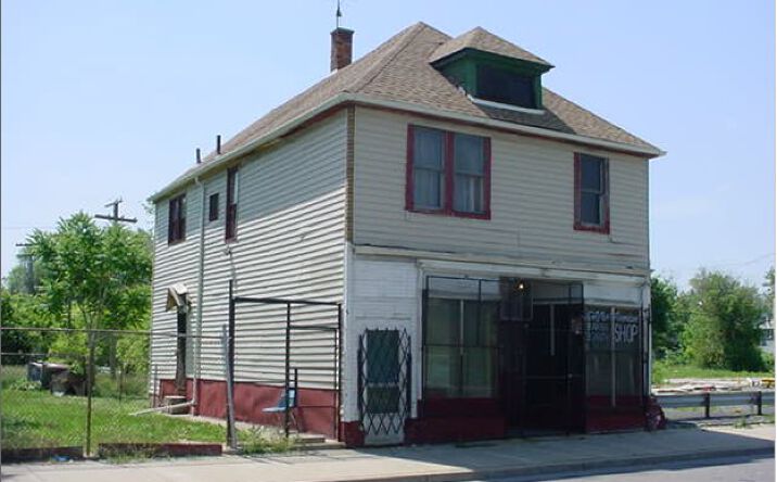 Pictures of Mixed Use, Multifamily, Office, Retail property located at 9124 Mack Ave, Detroit, MI 48214 for sales - image #1