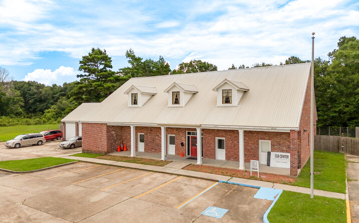 Pictures of Mixed Use, Office, Retail property located at 3300 N Sherwood Forest Dr, Baton Rouge, LA 70814 for sales - image #1