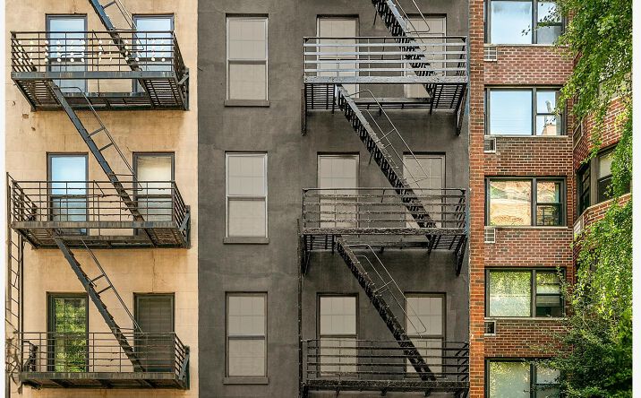 Pictures of Multifamily, Mixed Use property located at 333 E 52nd St, New York, NY 10022 for sales - image #1