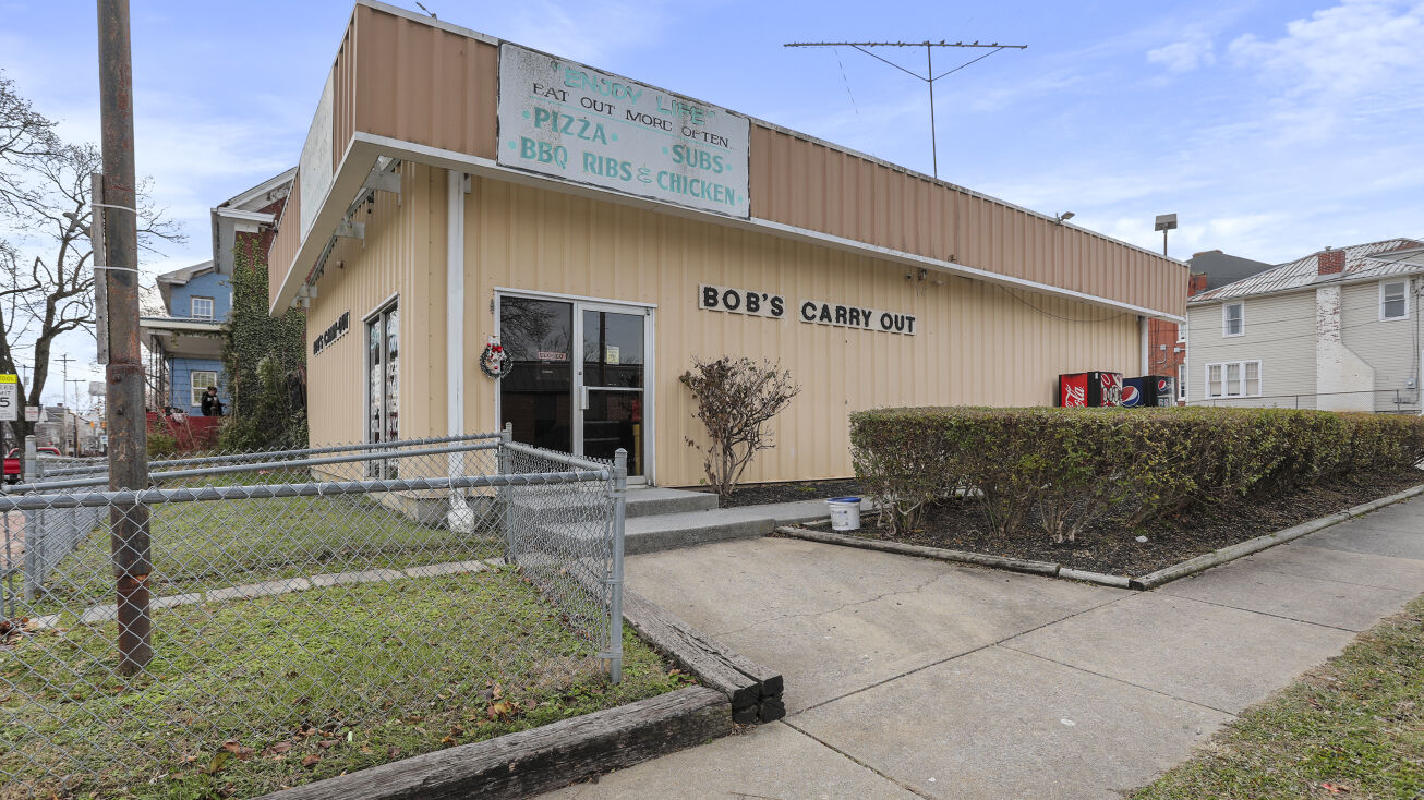 Pictures of Retail property located at 130 N Raleigh St, Martinsburg, WV 25401 for sales - image #1