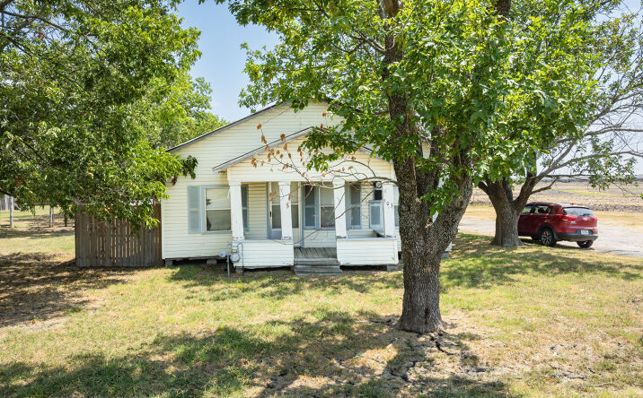 Pictures of Land, Mixed Use property located at 503 East St, Nevada, TX 75173 for sales - image #1