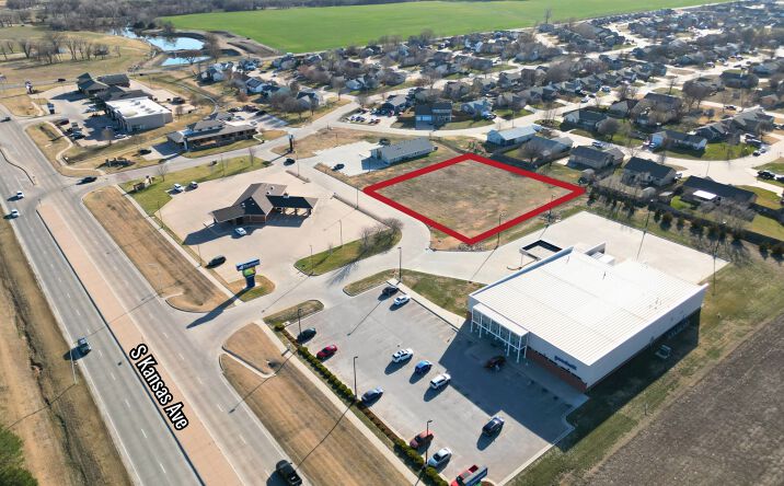 Pictures of Land property located at Sutton Dr., Newton, KS 67114 for sales - image #1