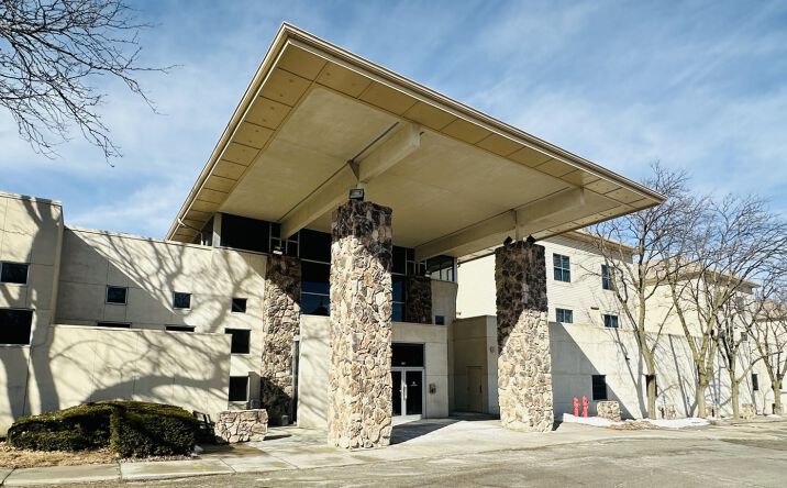 Pictures of Land, Office, Retail property located at 902 N 91st Plaza, Omaha, NE 68114 for sales - image #1