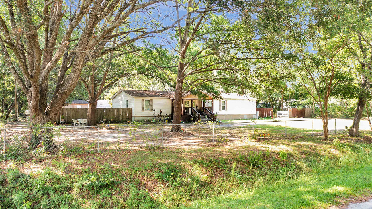 Pictures of Mobile Home Park, Multifamily property located at 317 Lankford St, Moncks Corner, SC 29461 for sales - image #1