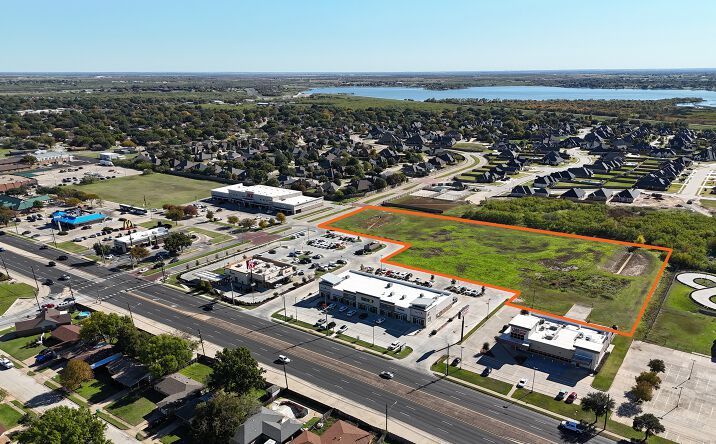 Pictures of Land property located at 3111 Southwest Pkwy, Wichita Falls, TX 76308 for sales - image #1