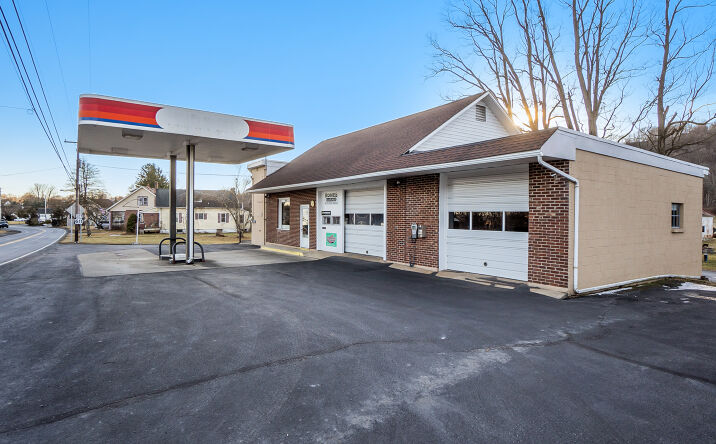 Pictures of Industrial, Special Purpose property located at 6712 Main St, Martins Creek, PA 18063 for sales - image #1
