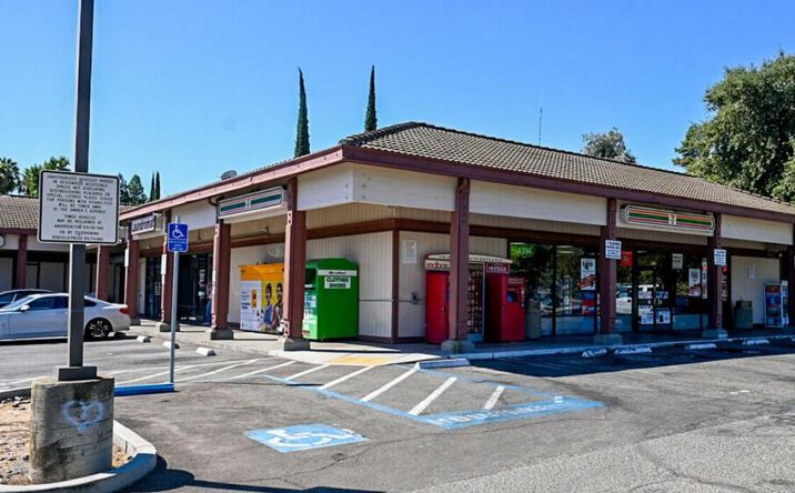 Pictures of Retail property located at 500 Cirby Way, Roseville, CA 95678 for sales - image #1