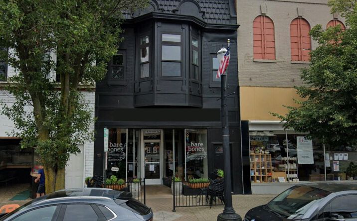 Pictures of Retail property located at 518 Lincolnway, La Porte, IN 46350 for sales - image #1