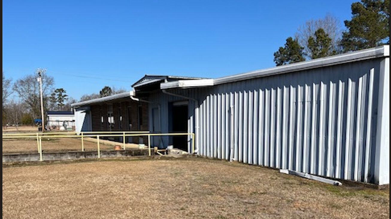 Pictures of Industrial property located at 46 Nordic Pl, Chadbourn, NC 28431 for sales - image #1