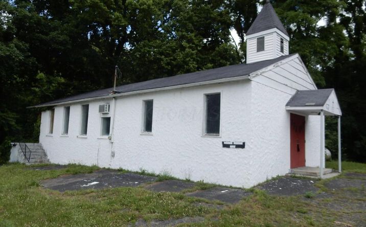 Pictures of Mixed Use, Multifamily, Retail, Special Purpose property located at 160 Commerce St, Lockbourne, OH 43137 for sales - image #1