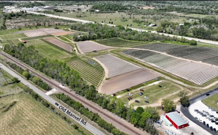 Pictures of Land property located at 3801  W. Highway 6, Alvin, TX, USA77, Alvin, TX 77511 for sales - image #1