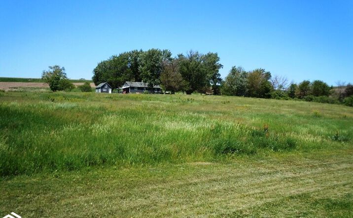 Pictures of Land property located at LOT 17 LMVCC ESTATES, Logan, IA 51546 for sales - image #1