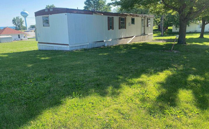 Pictures of Land property located at 1418 S 20Th Street, Centerville, IA 52544 for sales - image #1