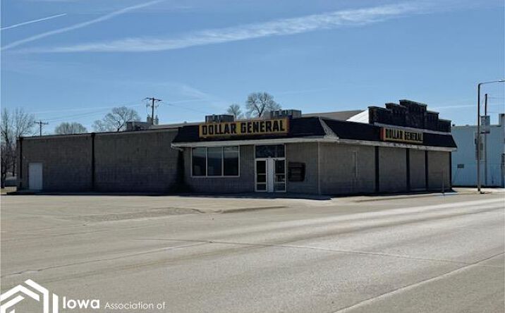 Pictures of Retail, Industrial property located at 117 Main Avenue N, Britt, IA 50423 for sales - image #1