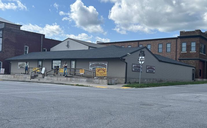 Pictures of Retail property located at 116 E Church Street, Marshalltown, IA 50158 for sales - image #1