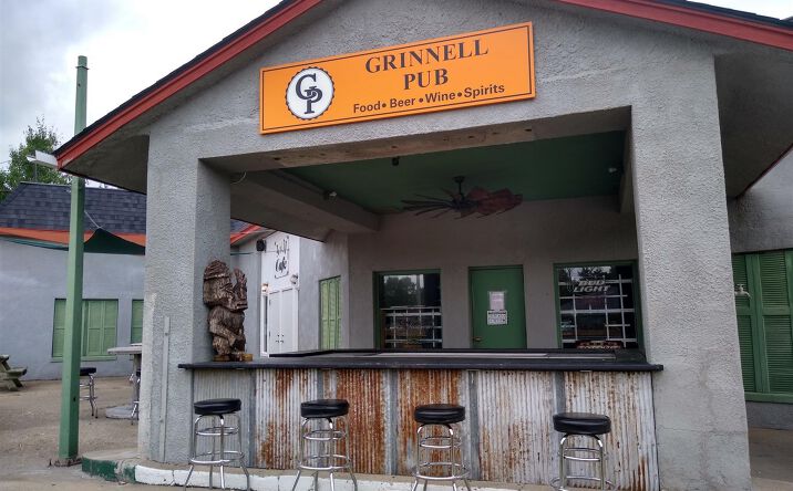 Pictures of Retail property located at 909 State Street, Grinnell, IA 50112 for sales - image #1