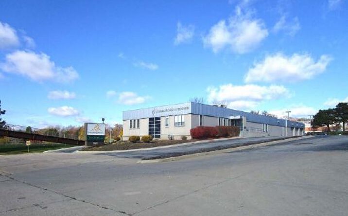 Pictures of Office property located at 8502 West Center Road, Omaha, NE 68124 for comps - image #1