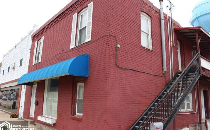 image of property at 211 E FRANKLIN ST Bloomfield IA 52537-1605