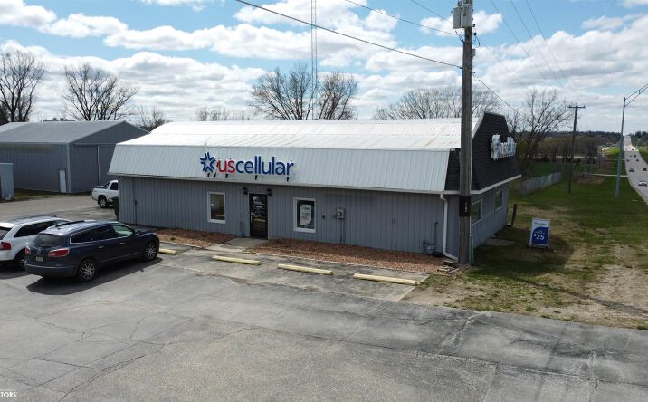 Pictures of Office, Retail, Industrial, Business for Sale property located at 1310 Highway 18 E, Algona, IA 50511 for sales - image #1