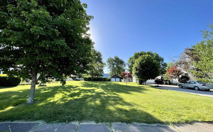 Pictures of Land property located at 502 S White Street, Mount Pleasant, IA 52641 for sales - image #1