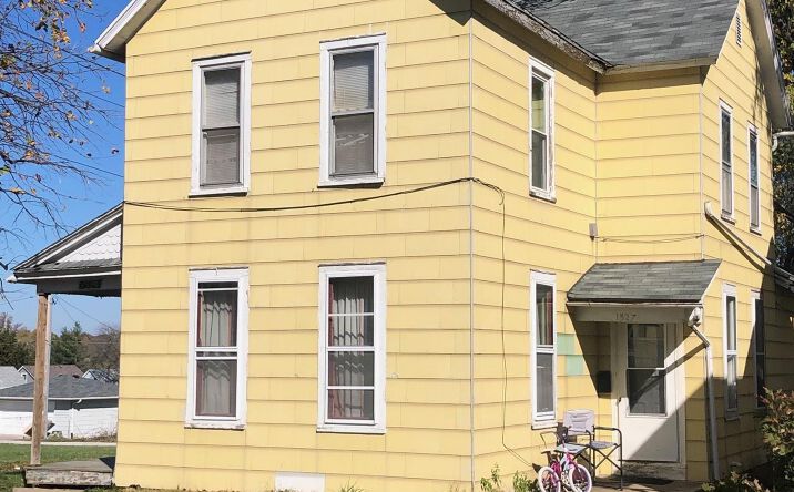 Pictures of Multifamily property located at 1329 Des Moines, Keokuk, IA 52632 for sales - image #1