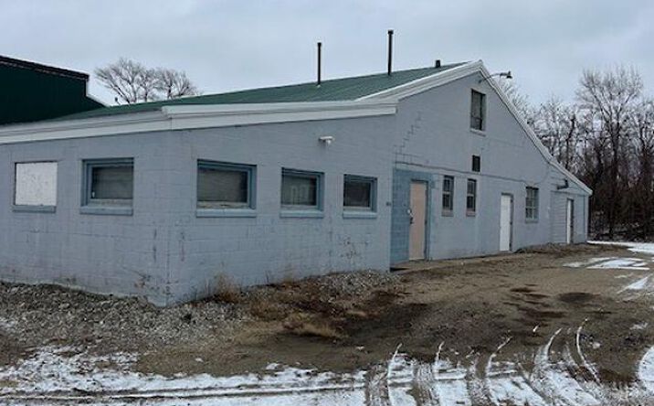 Pictures of Industrial, Office, Land property located at 920 Turner Street, Marshalltown, IA 50158 for sales - image #1