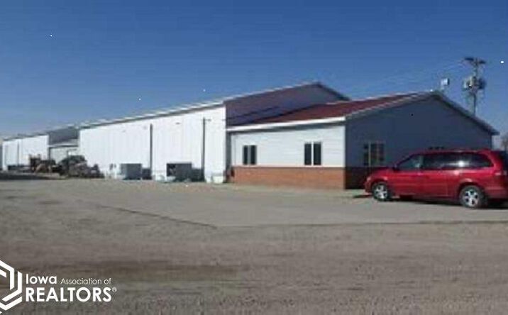 Pictures of Industrial property located at 629 Railroad Street, Carroll, IA 51401 for sales - image #1