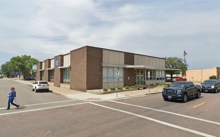Pictures of Office, Retail property located at 320 S 1st St, Aberdeen, SD 57401 for sales - image #1