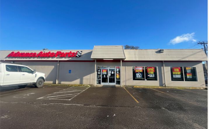 Pictures of Office, Retail property located at 1590 12th St SE, Salem, OR 97302 for sales - image #1