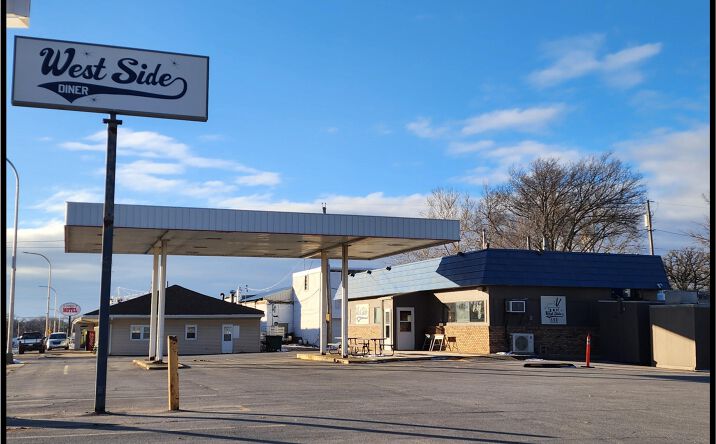 Pictures of Retail, Office property located at 604 W 7th Street, Atlantic, IA 50022 for sales - image #1