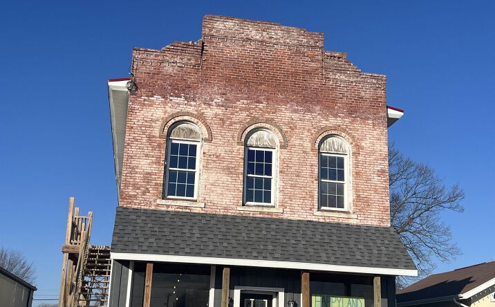 Pictures of Office, Retail property located at 107 E Main Street, New London, IA 52645 for sales - image #1