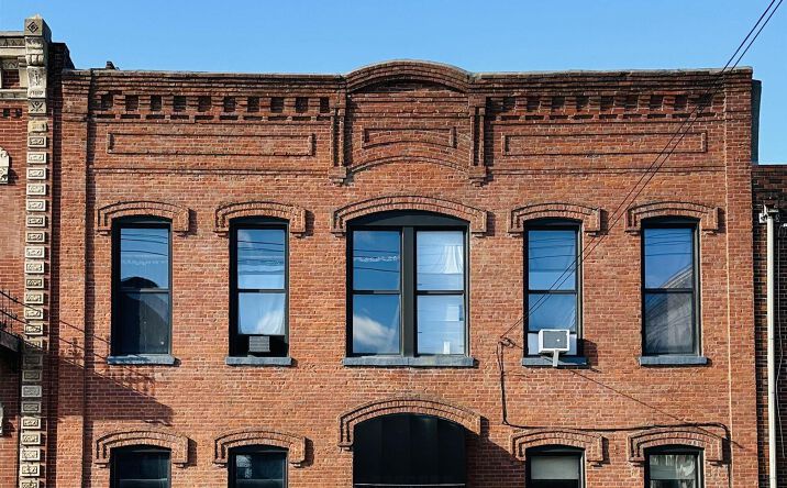 Pictures of Retail, Multifamily, Office, Mixed Use property located at 22 N 5th St, Keokuk, IA 52632 for sales - image #1