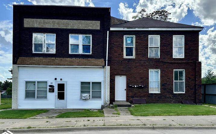 Pictures of Multifamily property located at 624 Palean Street, Keokuk, IA 52632 for sales - image #1