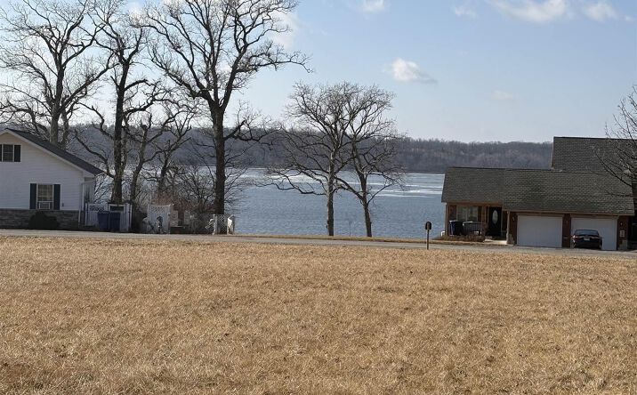 Pictures of Land property located at 15 Riverview Terrace, Nauvoo, IL 62354 for sales - image #1